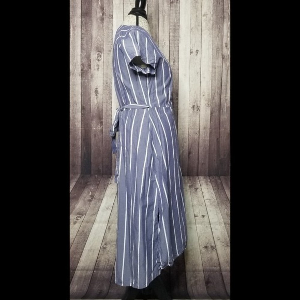 H&M blue & white chambray striped midi wrap dress - Picture 2 of 9